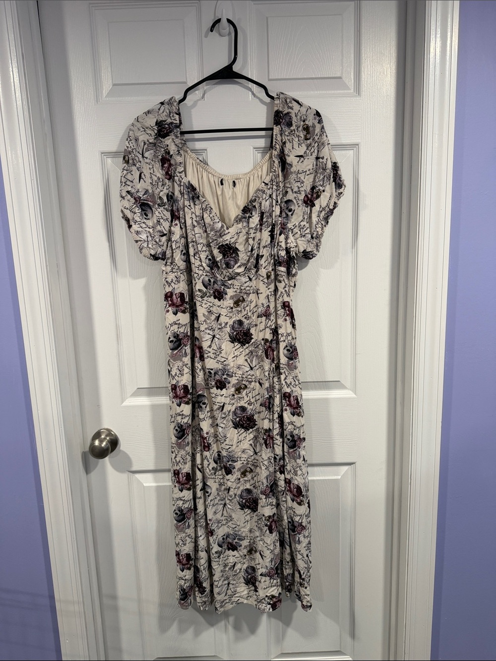 Hot Topic Ivory Floral Empire Midi Dress with Puff Sleeves
